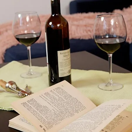 One Бухарест